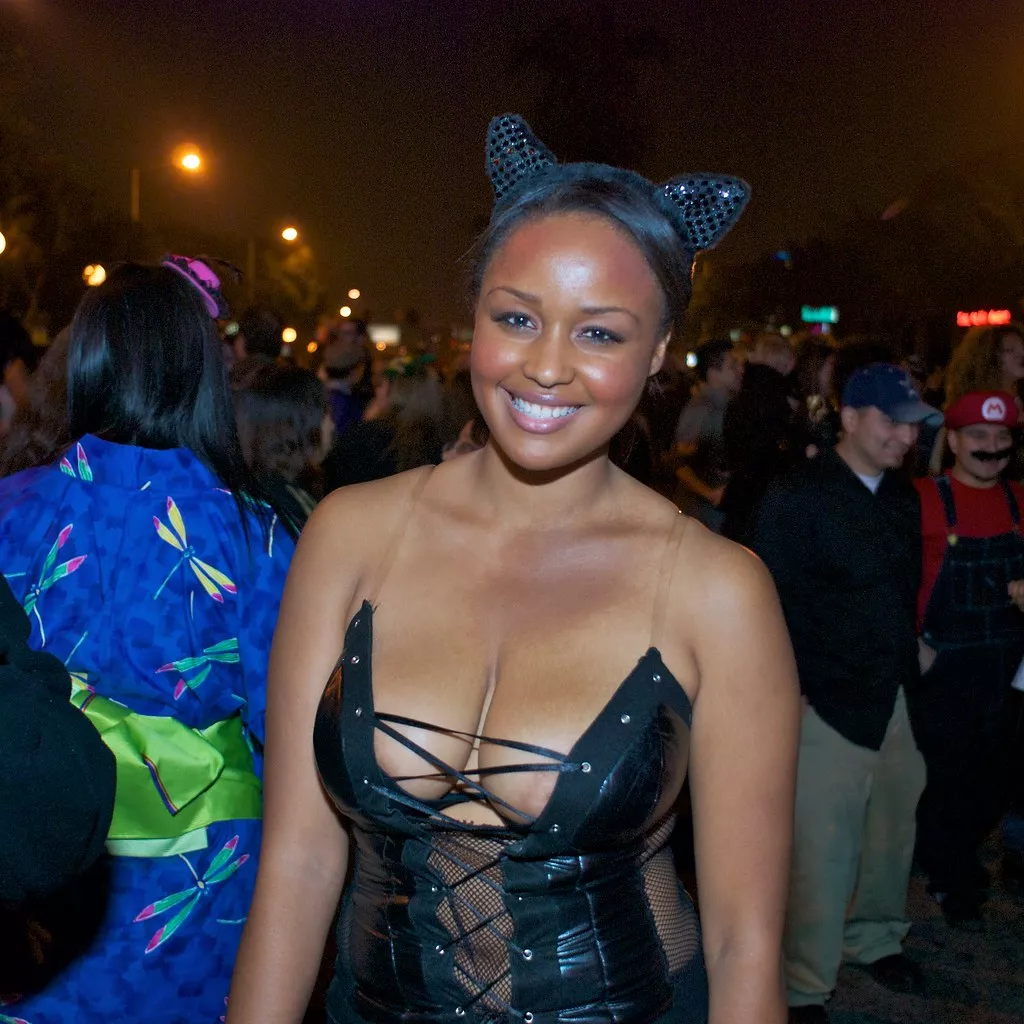 cute kitty posted by annecoulterisaman