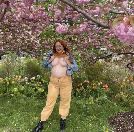 Cute perky redhead by emmamagnoliaxo