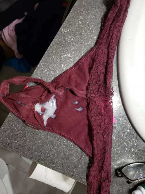 Cute thong with a nice load. by Canadianguy0690