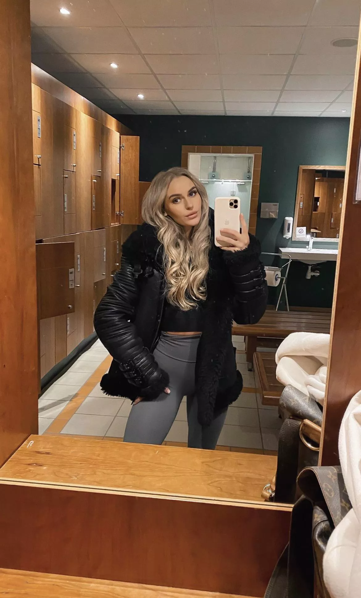 cutie posted by Vanomy