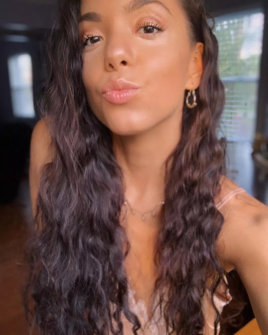 Cutie posted by WarmObserver