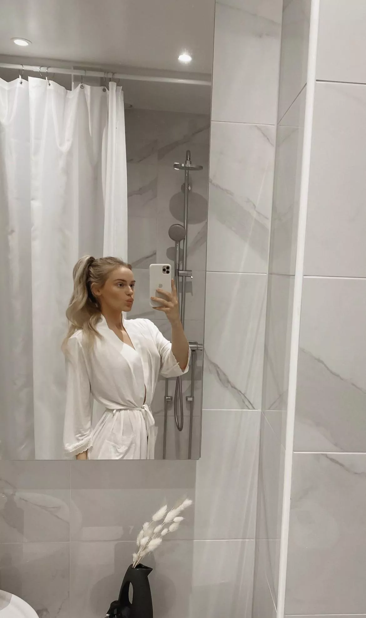 cutie posted by Vanomy