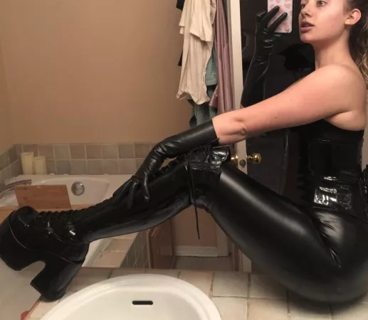 d szy i wear this look casually to the grocery store, but i dont do my own shopping. by ituel23