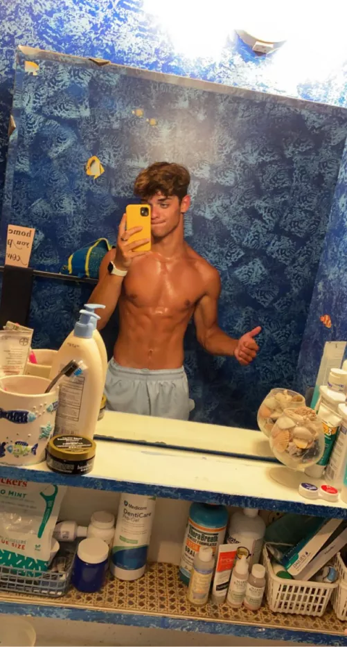 Dabs and 🍆? Perhaps a fat J? by jerrythefairy69