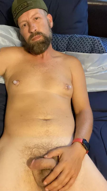 Dad 38 anyone wanna hang hehehe by Daddychris10