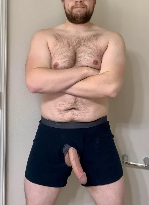 Dad bod, beard, and cock. by icytonight_4