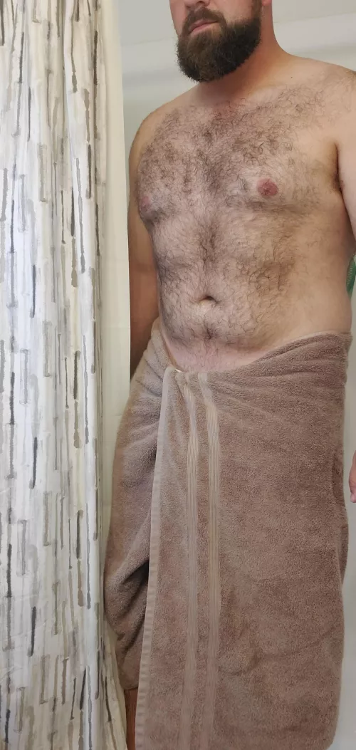 Dad bod out of the shower... by BeardedGeeky