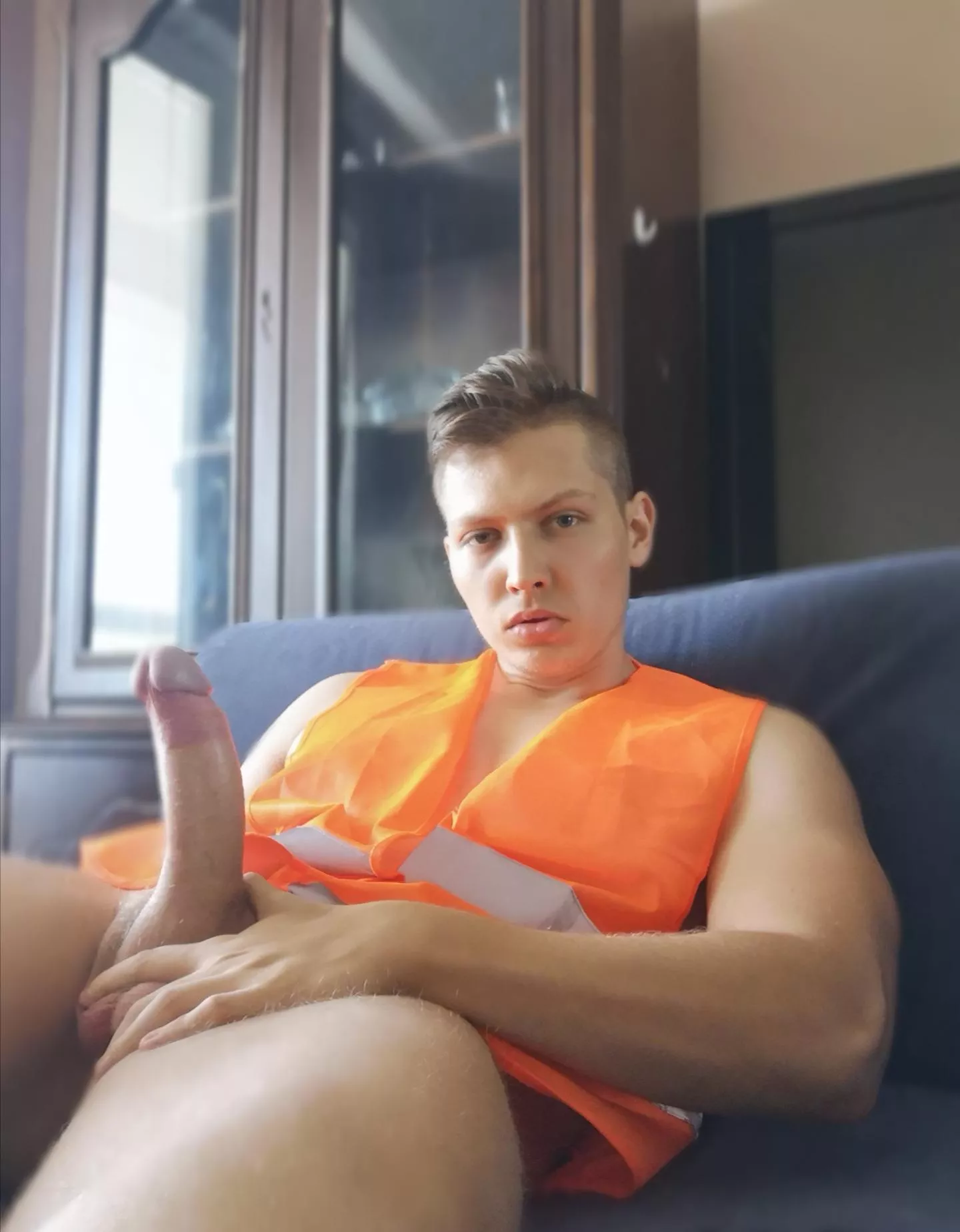 Daddy arrived from work (0-10) 😜 posted by Nicolasferrington