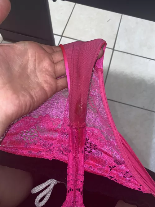 Daddy filled my little asshole this morning. His load came out at work just now 🤭😅😍 by PrincessSquirts0211