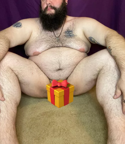 Daddy got you a present 🥵🎁 by FluffDaddy1992