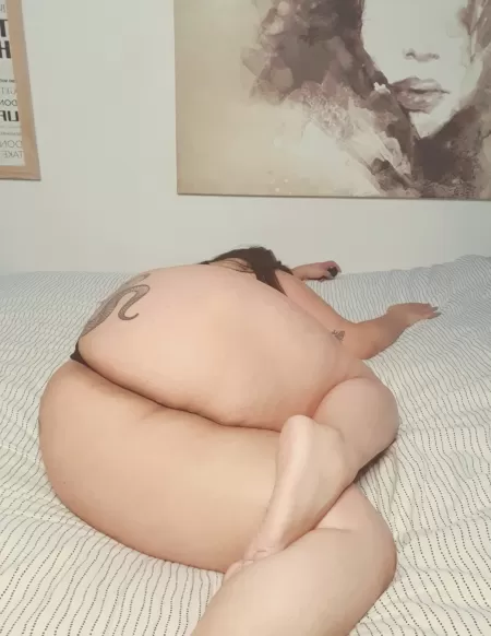 Daddy I fell asleep waiting for you to come home🥺 by amethystbumblebee