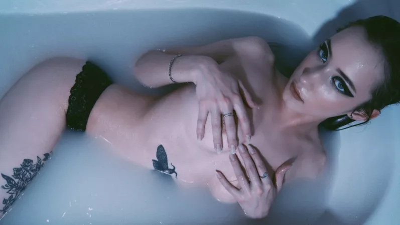 🥺🥵daddy, i miss you🥺🥵 by Extra-Hippo6650