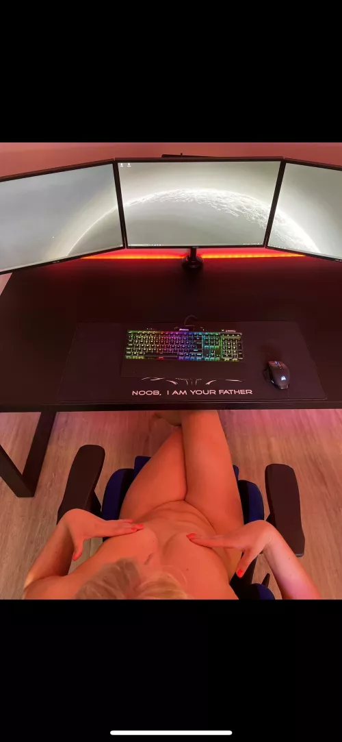 Daddy, I‘m your little girl. by pedwardsff