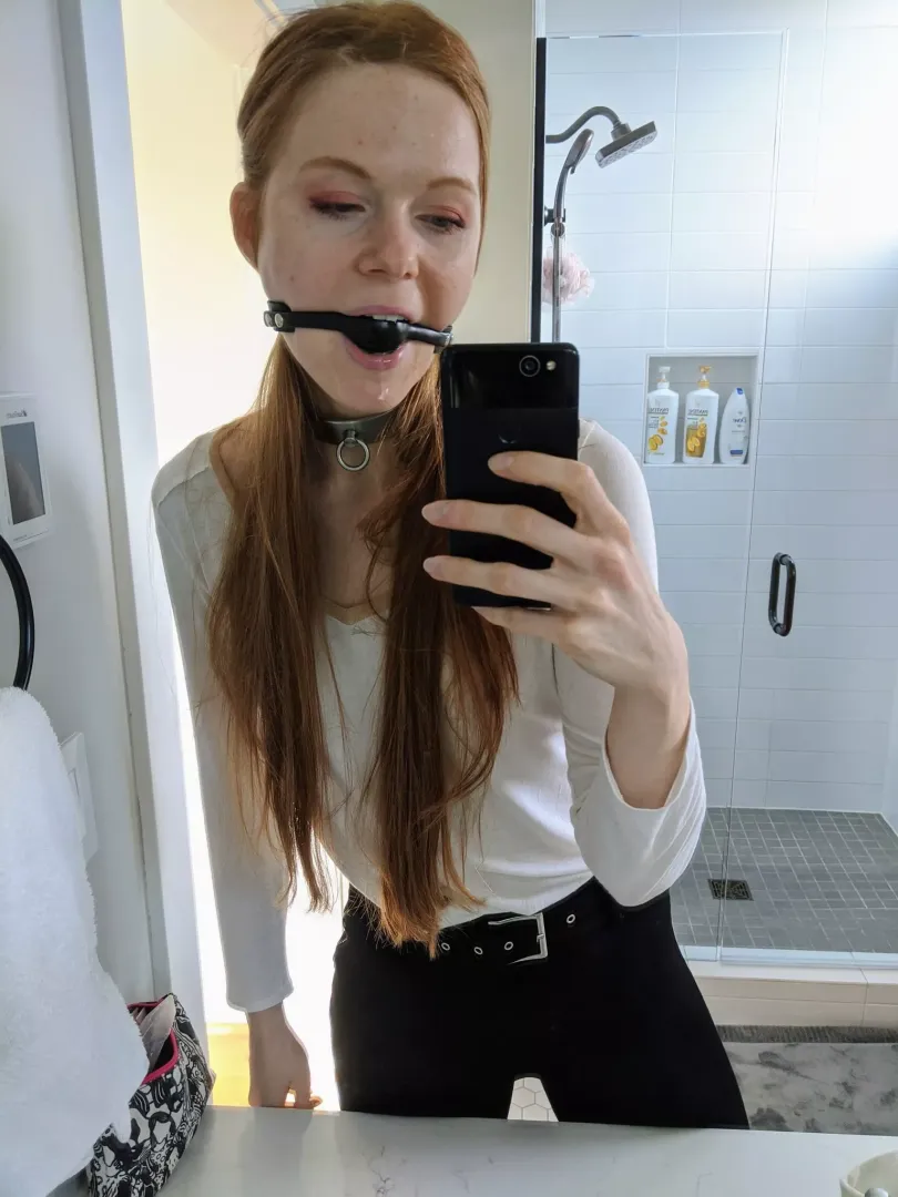 Daddy waits to remove my gag until after he and all his guests finish eating. posted by sothisshit