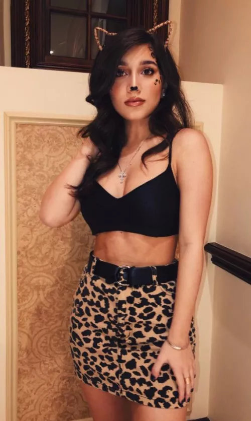 daddy’s favorite kitten by yafavprincess