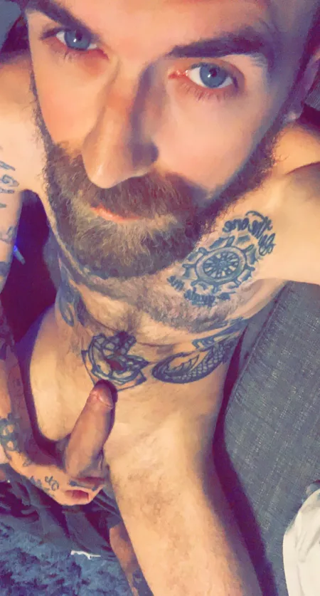 Dads need to chill too (28) by Bwcking666