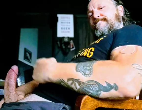 Dad's Ready for the Long Weekend | 45 🇨🇦 by 38regular