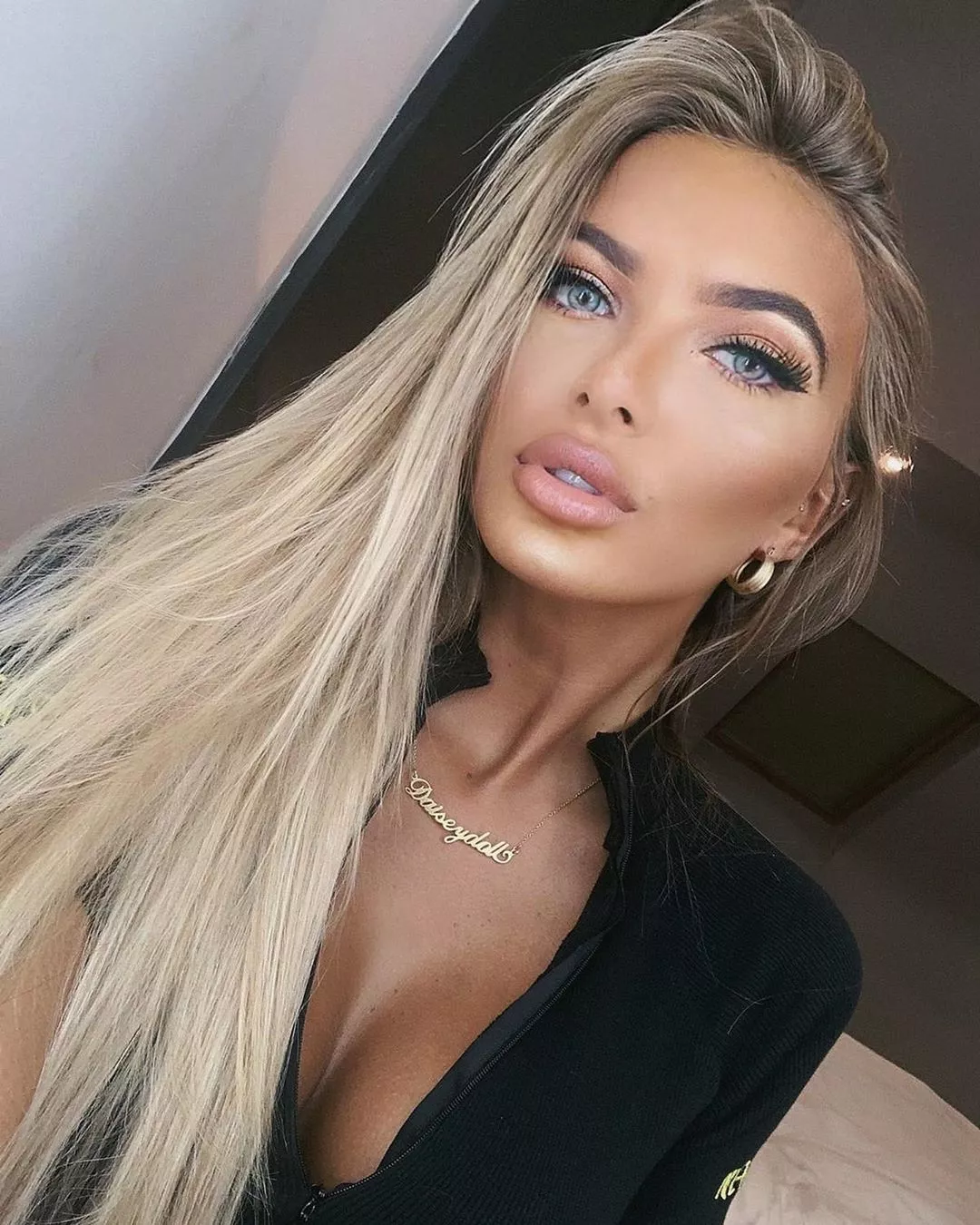 Daisey O'Donnell posted by dailyangels