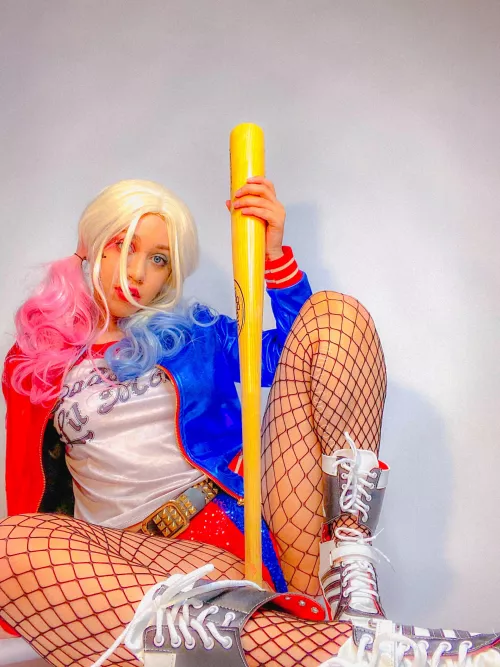 Daisy Arabella as Harley Quinn by daisyarabellaxo
