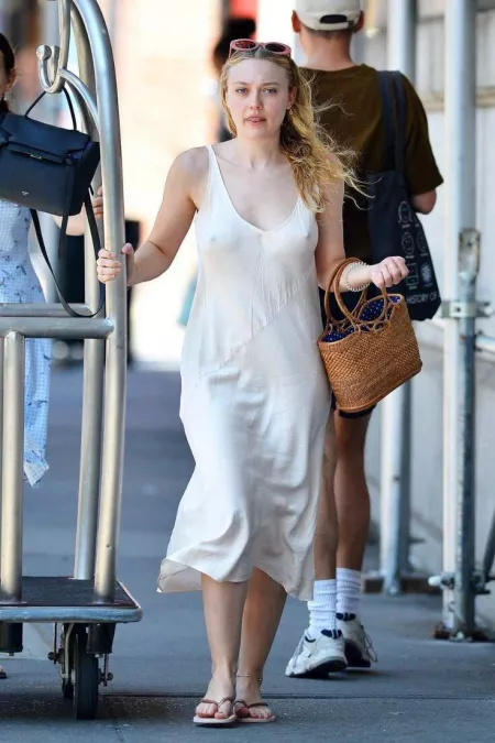 Dakota Fanning by berserker1979