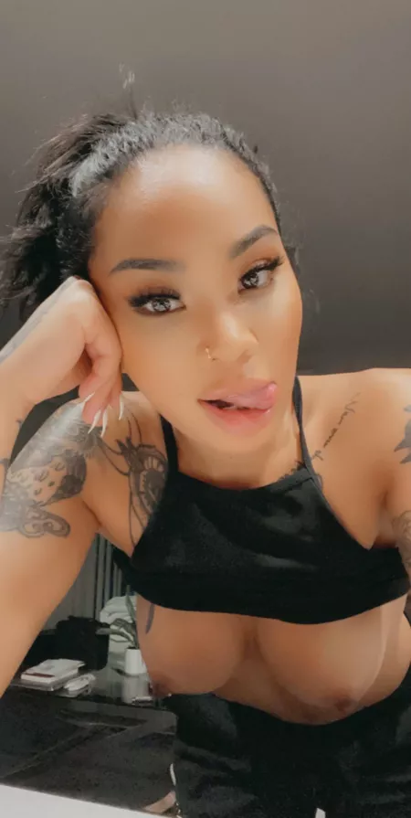 Damn 🍯 by iindifferent1