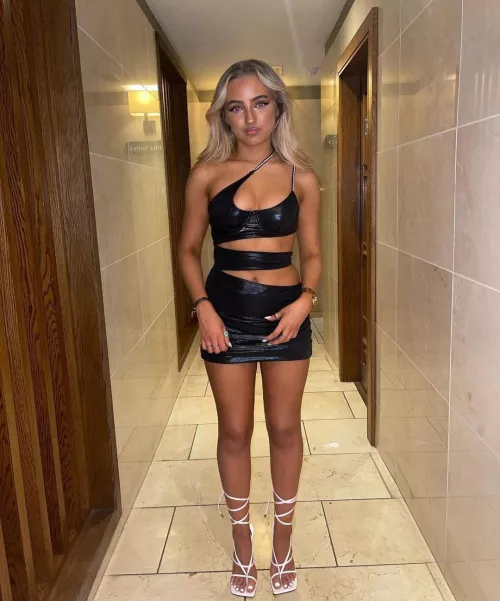 Damn 🥵 by ImmediateHope7371