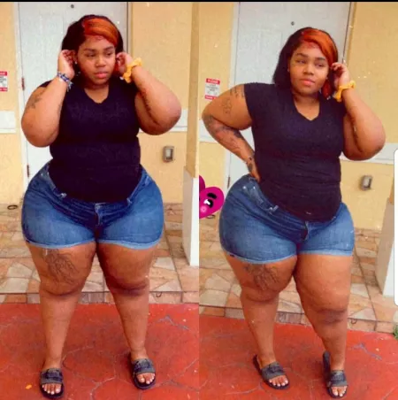 Damn she got thighs thighs 🤯🤯🤯 by [deleted]