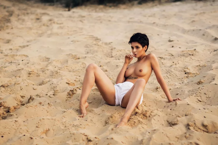 Damn she's good by waynet10867