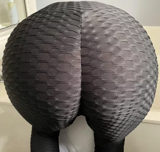 Dangerous curves (f)51 by ChubbyGirl69