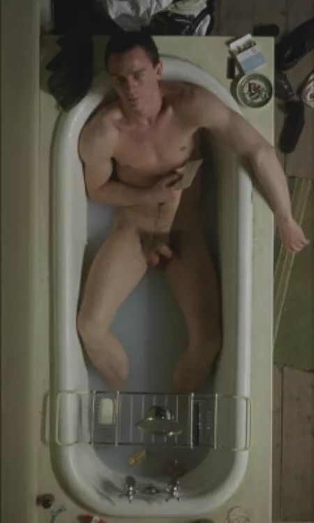 Daniel Craig by cassandras_eyes