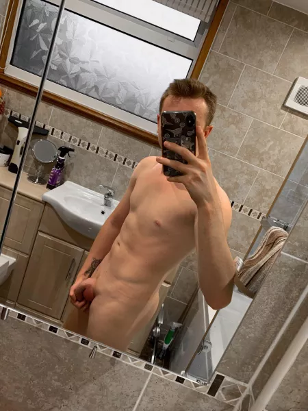 Dare me to move the hand? 😈 by [deleted]