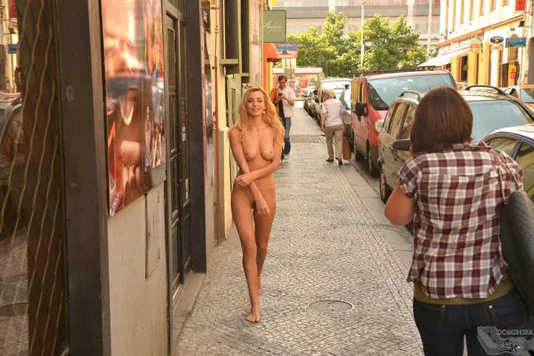 Dare the walk ! by txxxposter