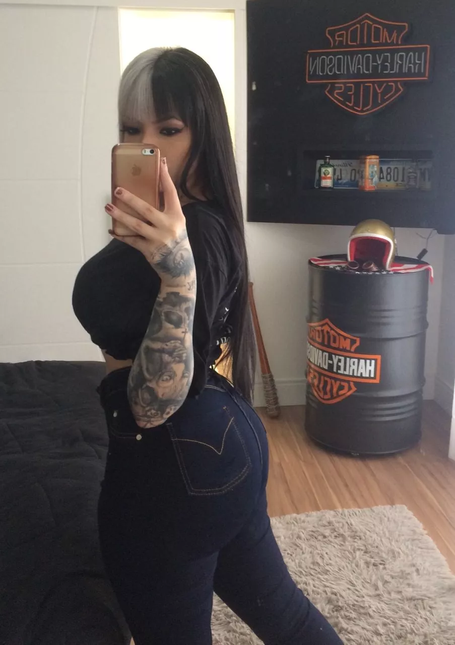 Dark blue jeans posted by LasherDeviance