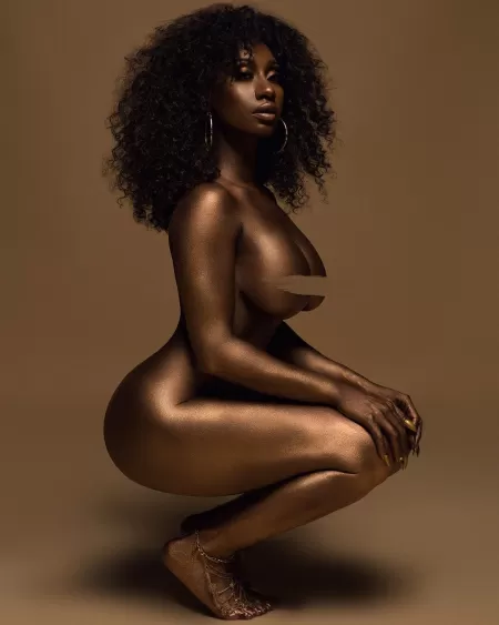 Dark gold by sispolishboi