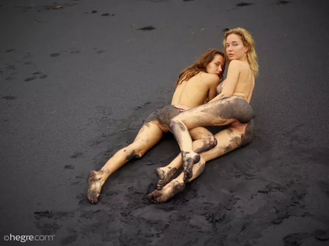 Dark sand [2] by Palepussyandfeet