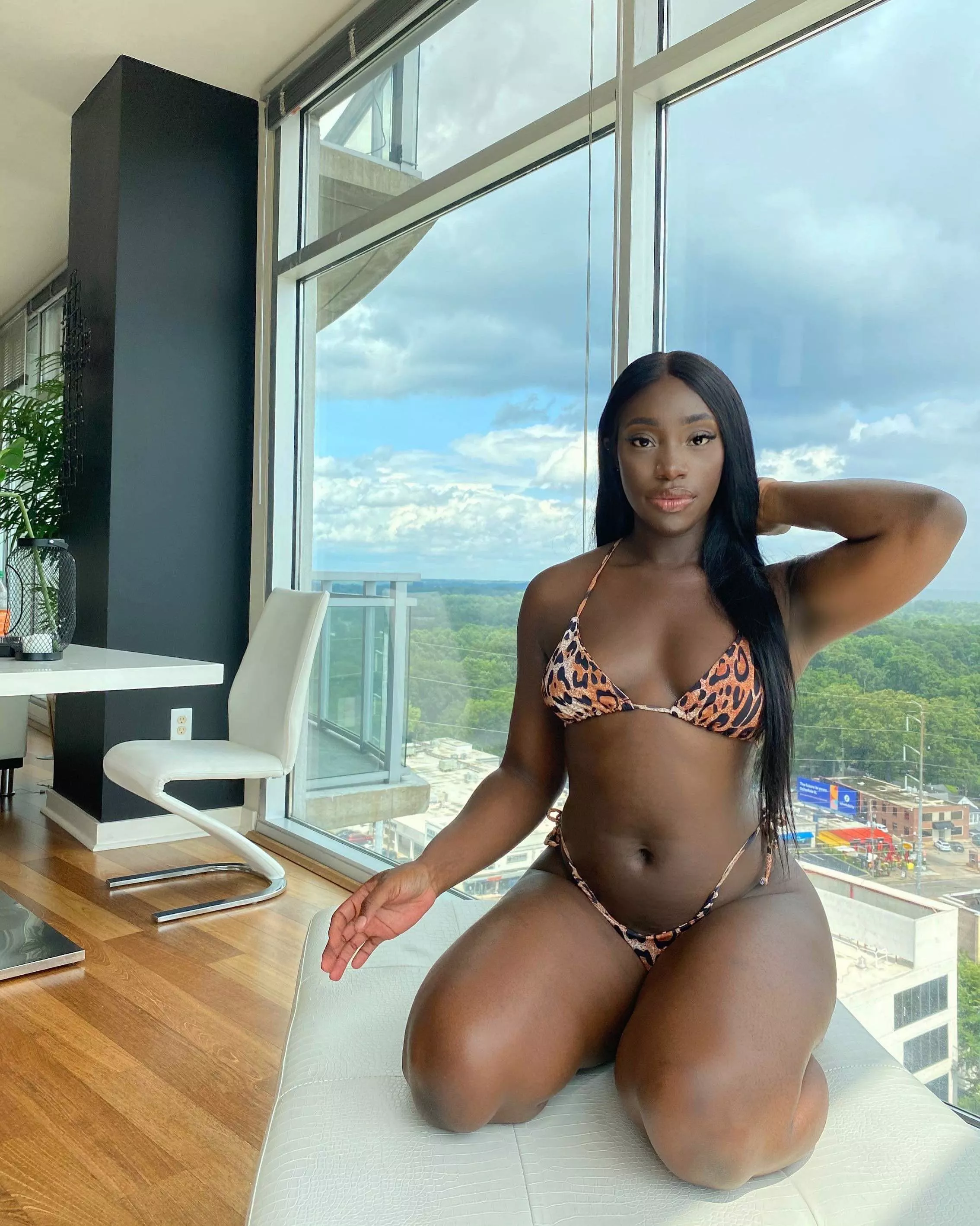 Dark skin appreciation 🥰 posted by theinfinitesadnesss