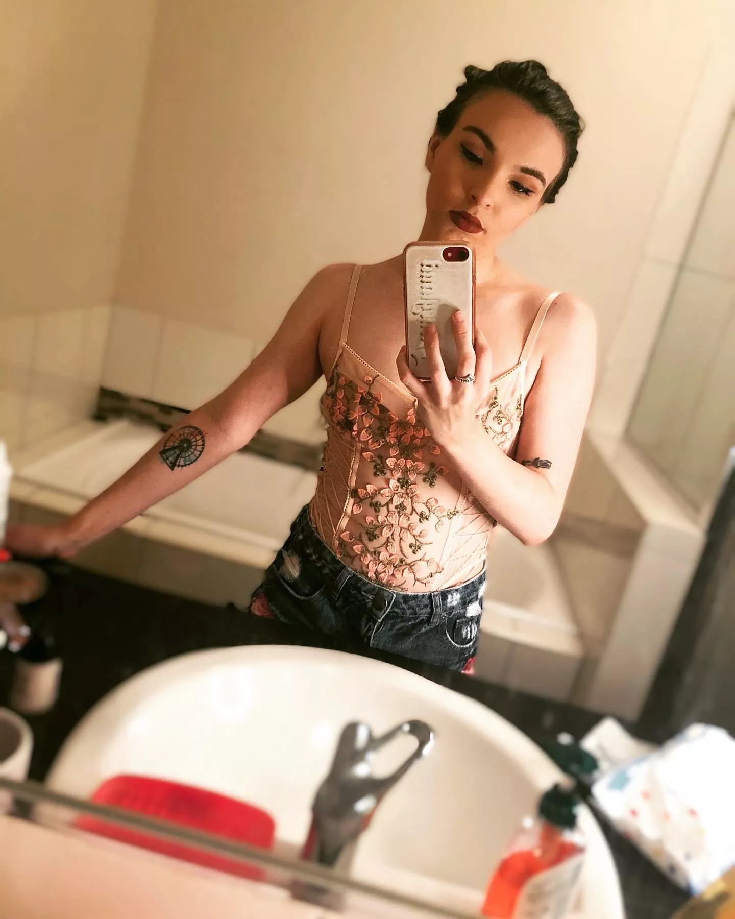 Darling, you are a work of art 💕 posted by WillowsinAugust