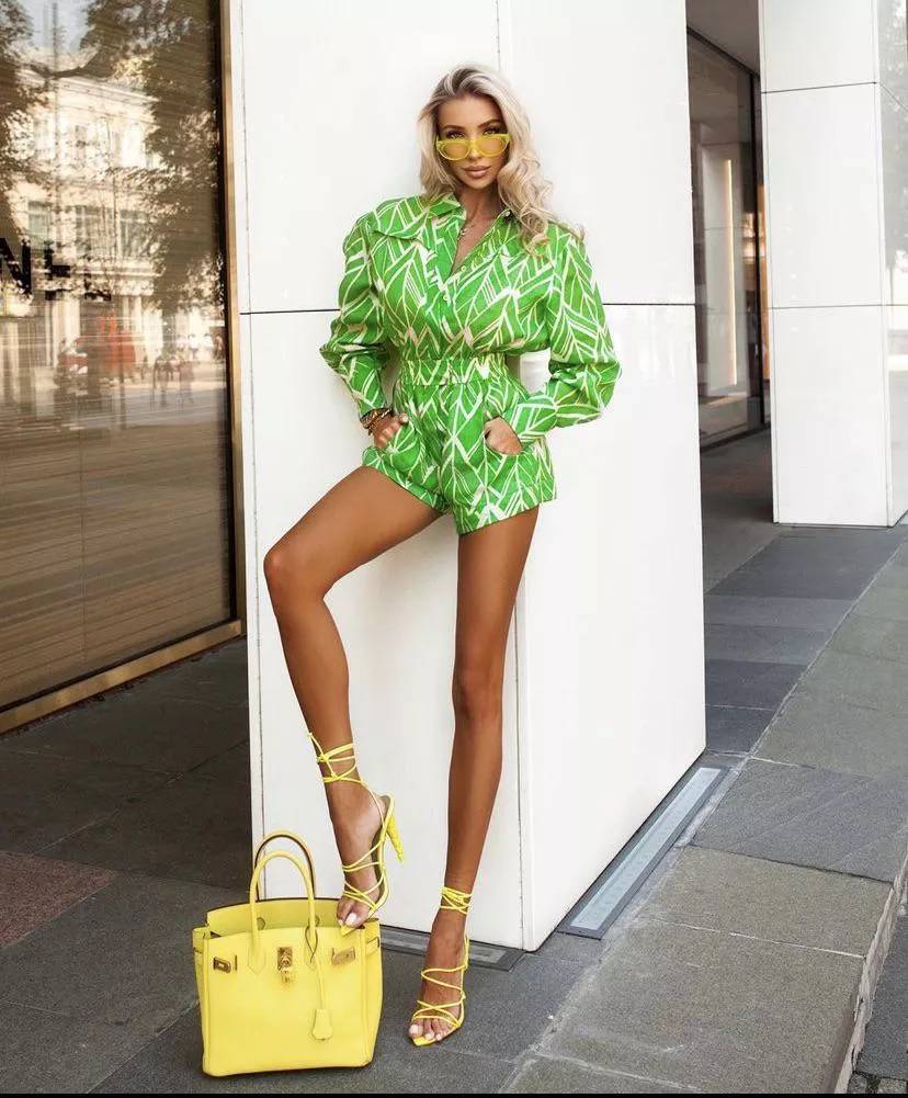 Dasha Belize posted by baggiosmagicalkicks