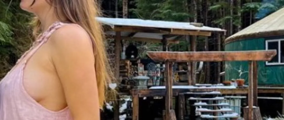 Dashing through the snow by RevolutionRose