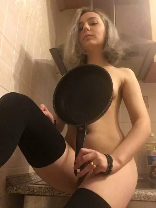 date? ;) by theprettysiren