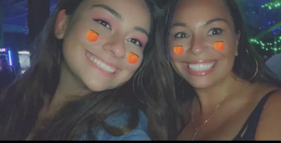 Daughter (21) and mother [2] by lankyjdx