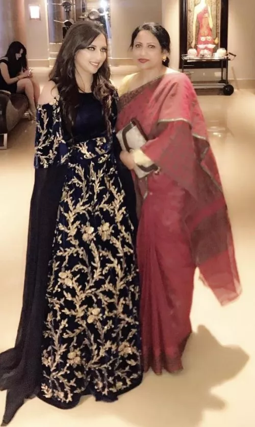 Daughter and mother 🔥 by browngirllover282