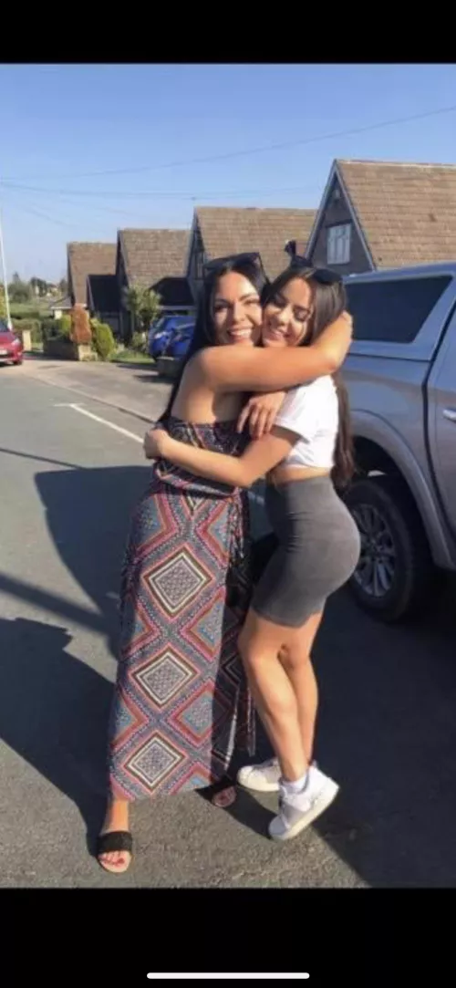 Daughter and mum ;) by BOGO31220