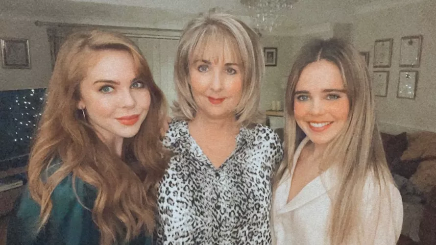 Daughter Mother Daughter by gooningaccount