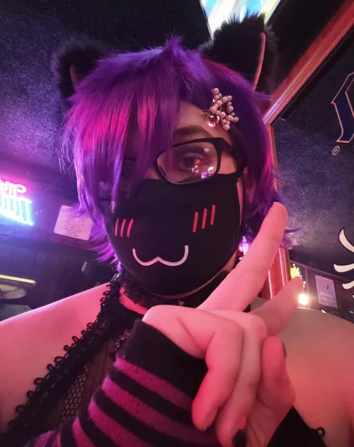 Day 3 trying to get a girlfriend by going out Femm'd up. Bar hopping episode. by Femmy_Lilith