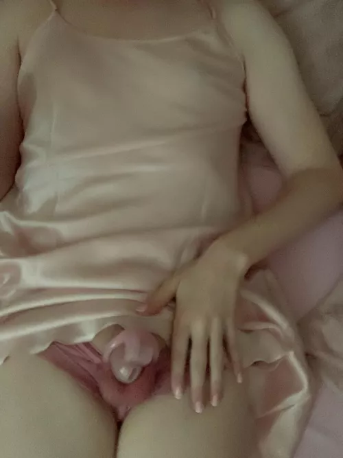 Day 4 locked - Feels so natural to wake up this way now. 🥰 by jamie_doll