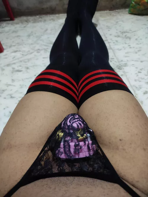 Day 6 of locktober. 🤤🤤 by sissy5714