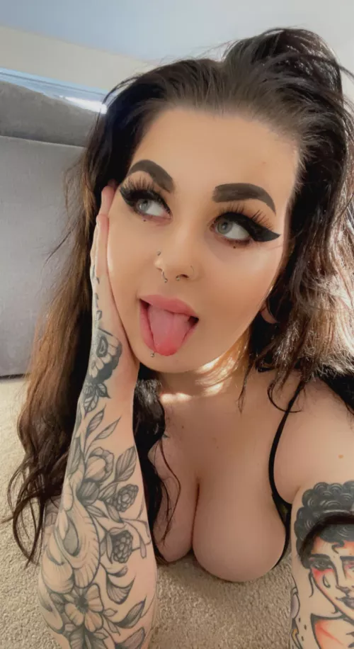 Daydreaming by po1sonous23