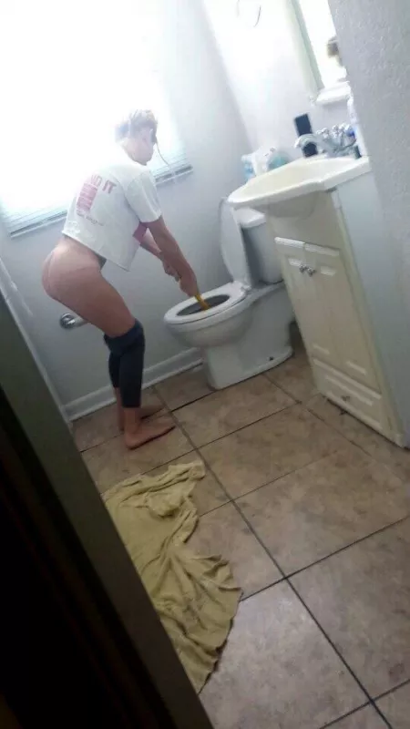 Dealing with the aftermath by CatpainTpyos