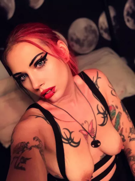 Dear diary, mood apathetic by Rubyrias